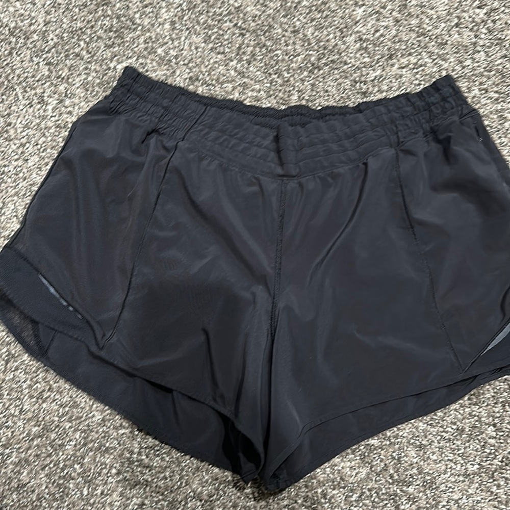 Lululemon hotty hot black shorts 14 tall